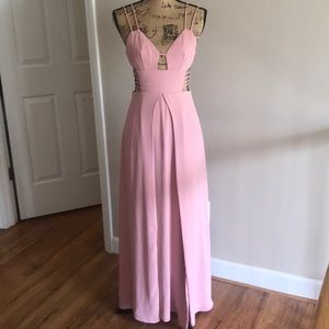 Fame and Partners Megan formal dress in pink